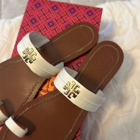 Tory Burch sandals - Picture 4 of 5